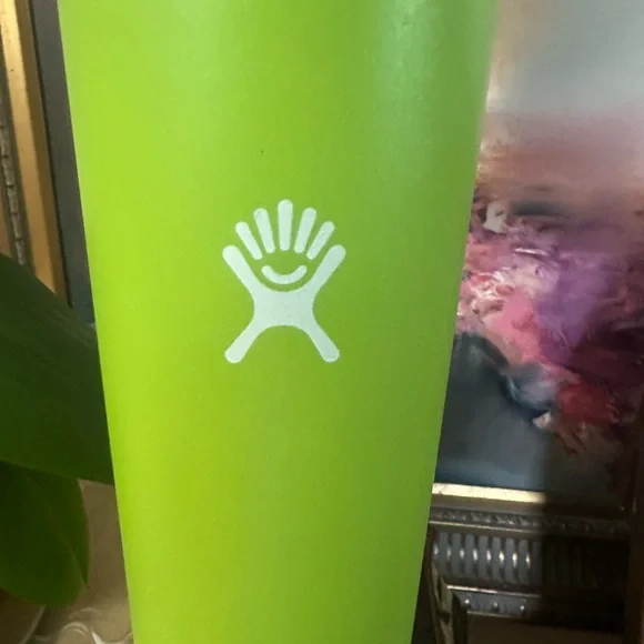 HydroFlask Stainless Steel 24Oz Standard Flex Bottle !!!! - Picture 3 of 5